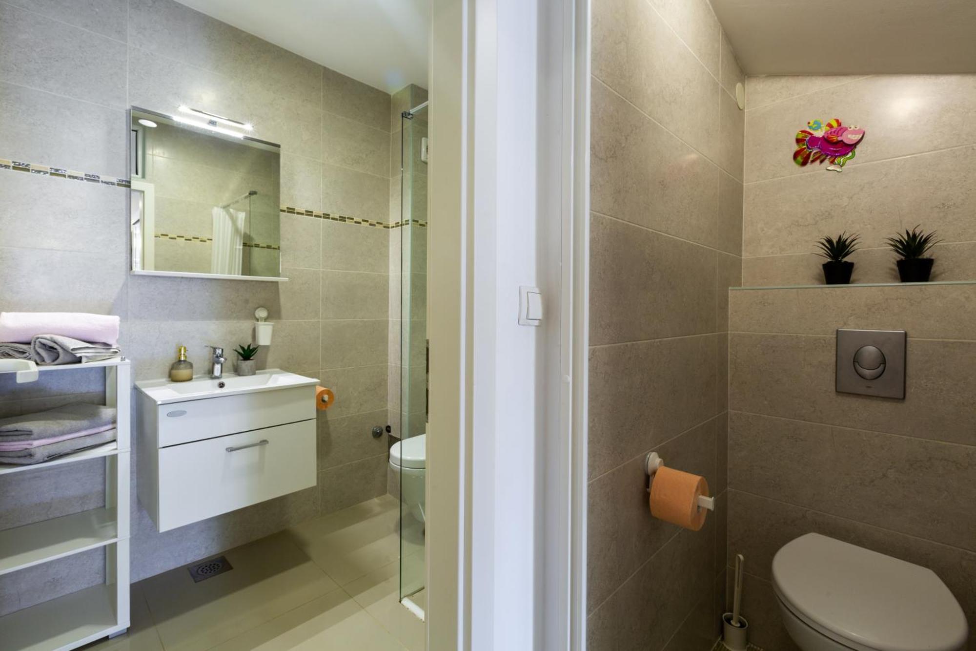 Modern Apartment Zen With Private Garden Poreč Exteriér fotografie
